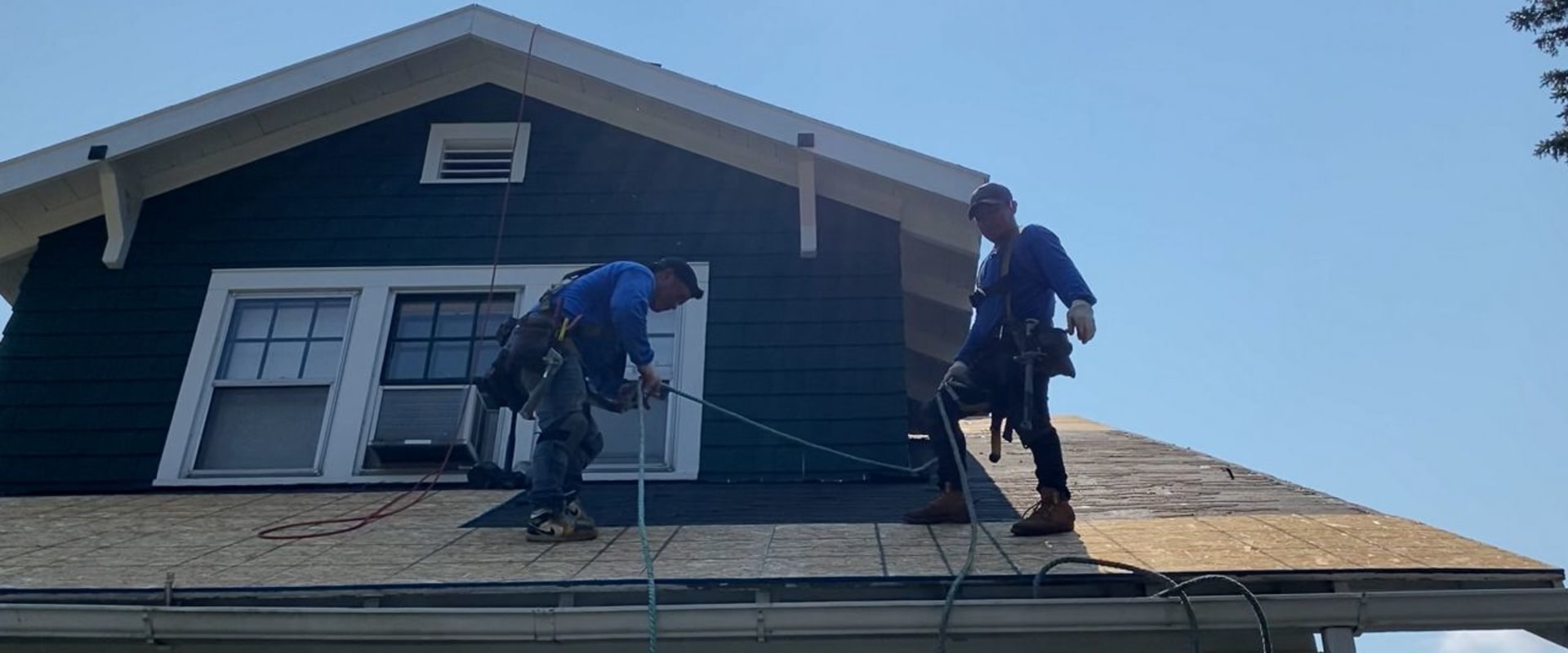 Avoiding Unrealistic Promises from Roofing Contractors