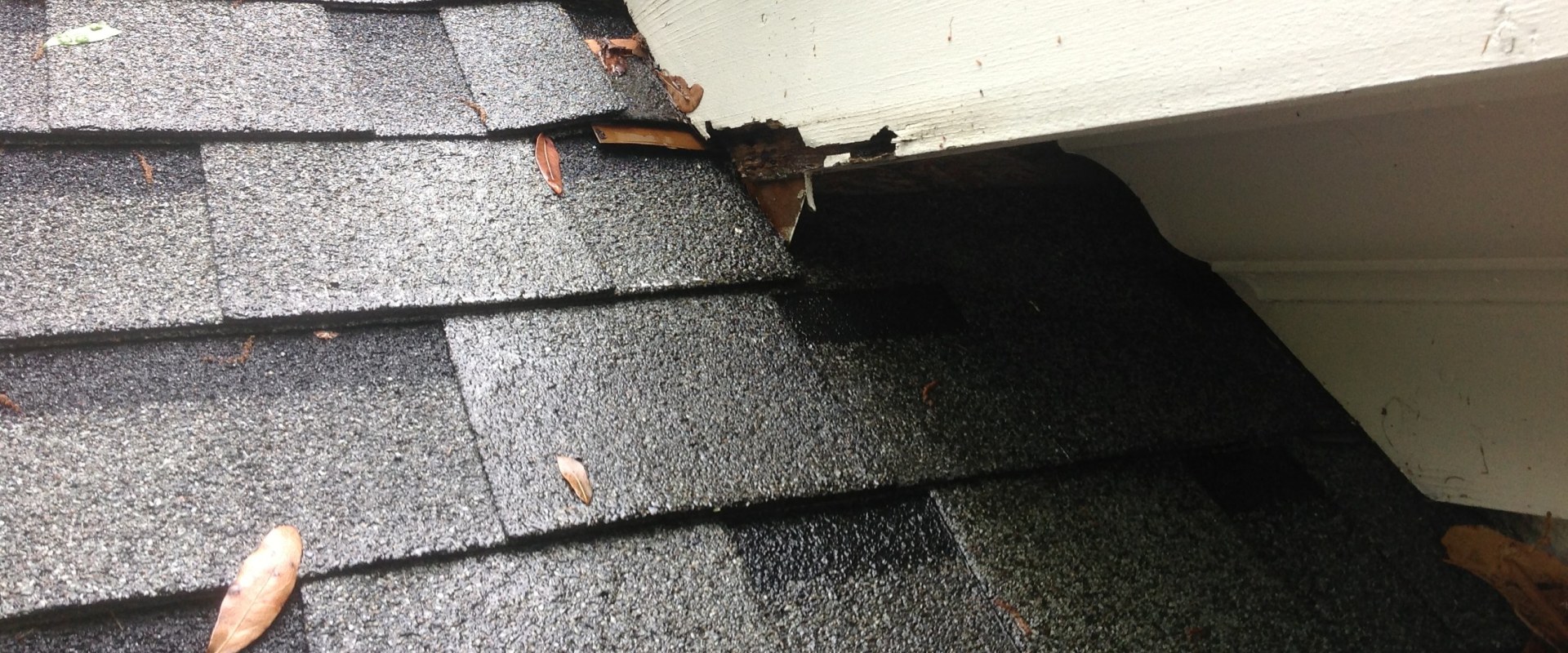 Restoring an Old or Damaged Roof: A Comprehensive Guide